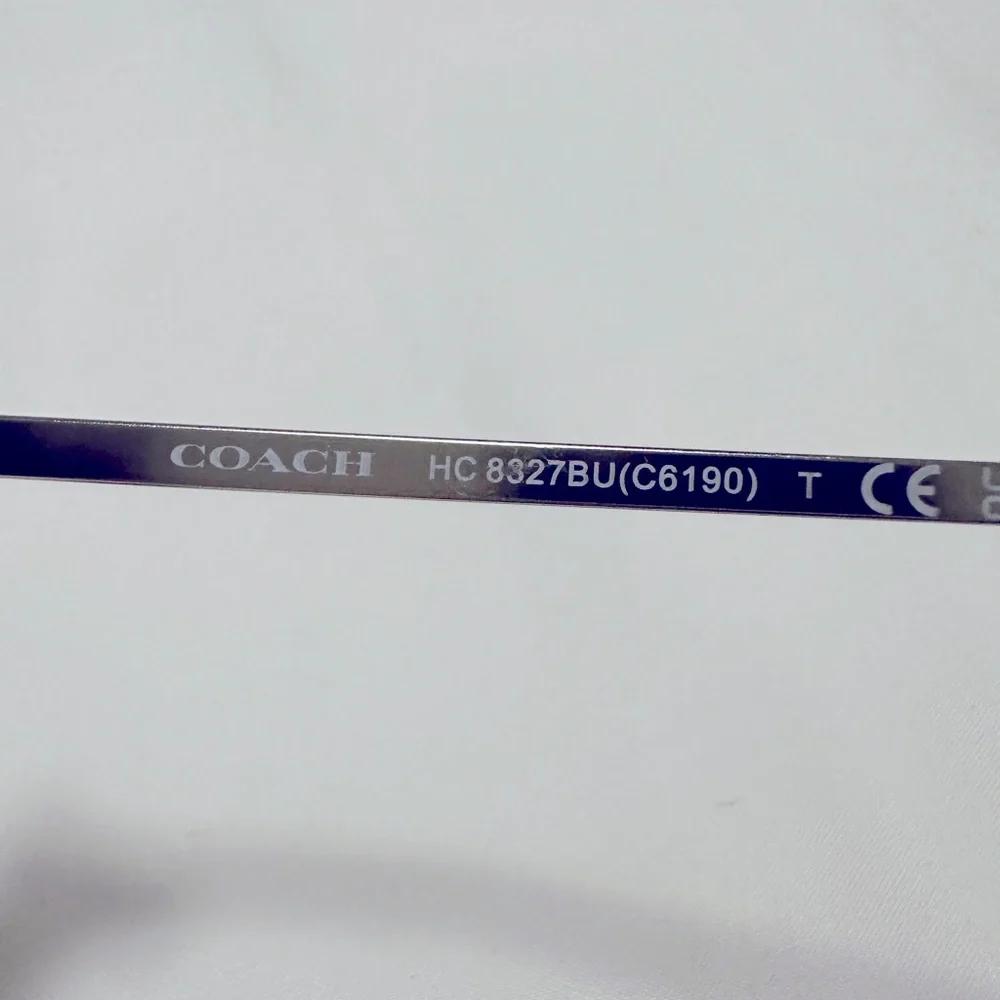 Coach Sunglasses 🕶️ Like New! - Picture 5 of 6